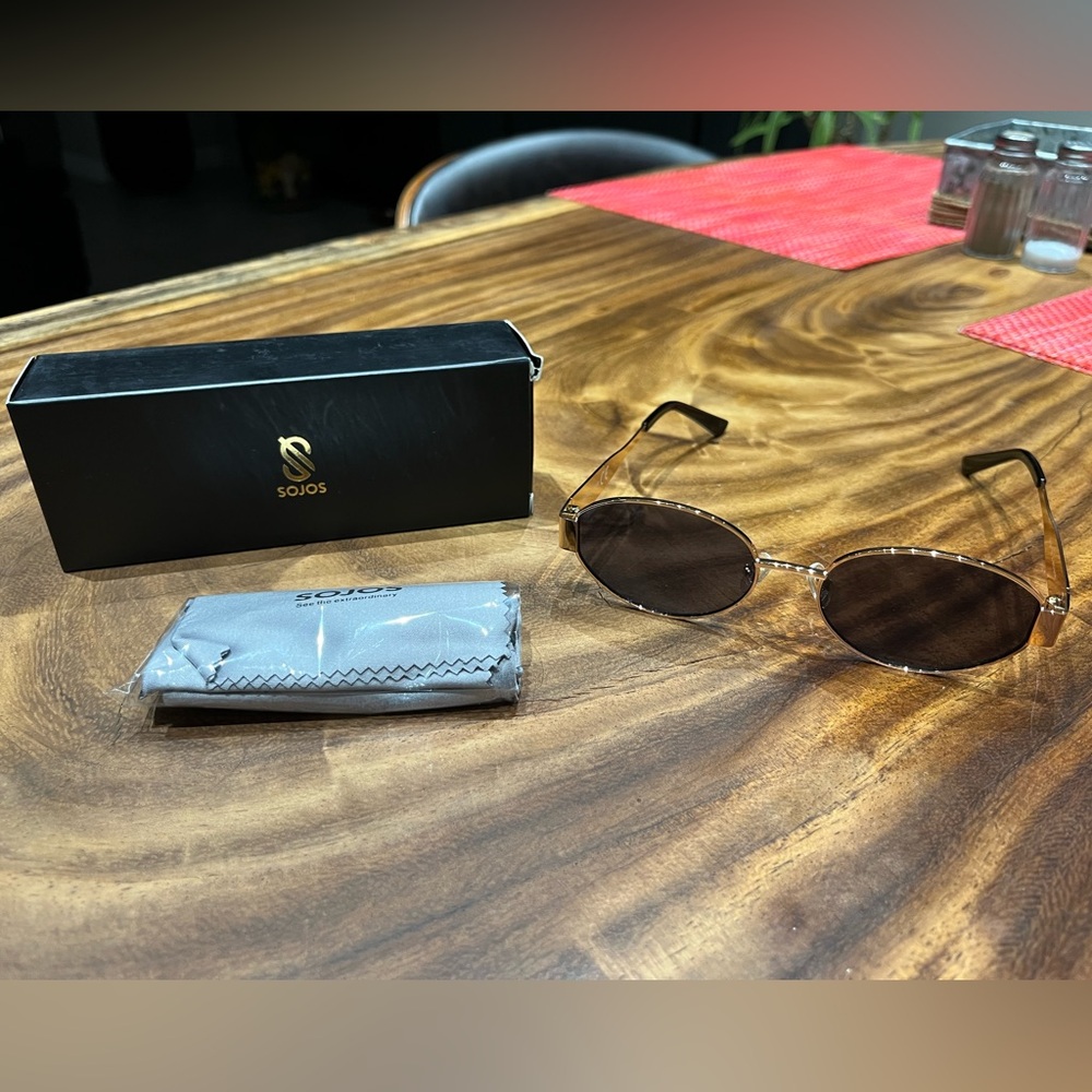 SOJOS Retro Oval Sunglasses